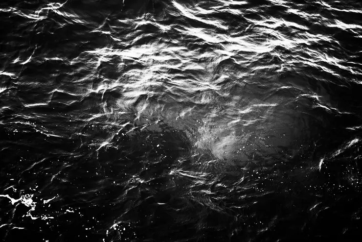 Elsüllyedt egy tanzániai hajó a Fekete-tengeren, helikopterrel keresik a legénység három eltűnt tagját